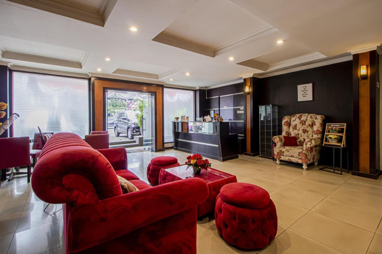 The Feli Bandung